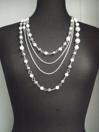 Antique Silver/White Beaded Chain Necklace