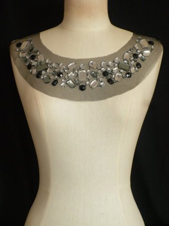 Black/Silver Rhine-Studded Net Neck Piece