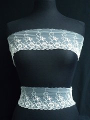 Cream Floral Embroidered Lace Trim