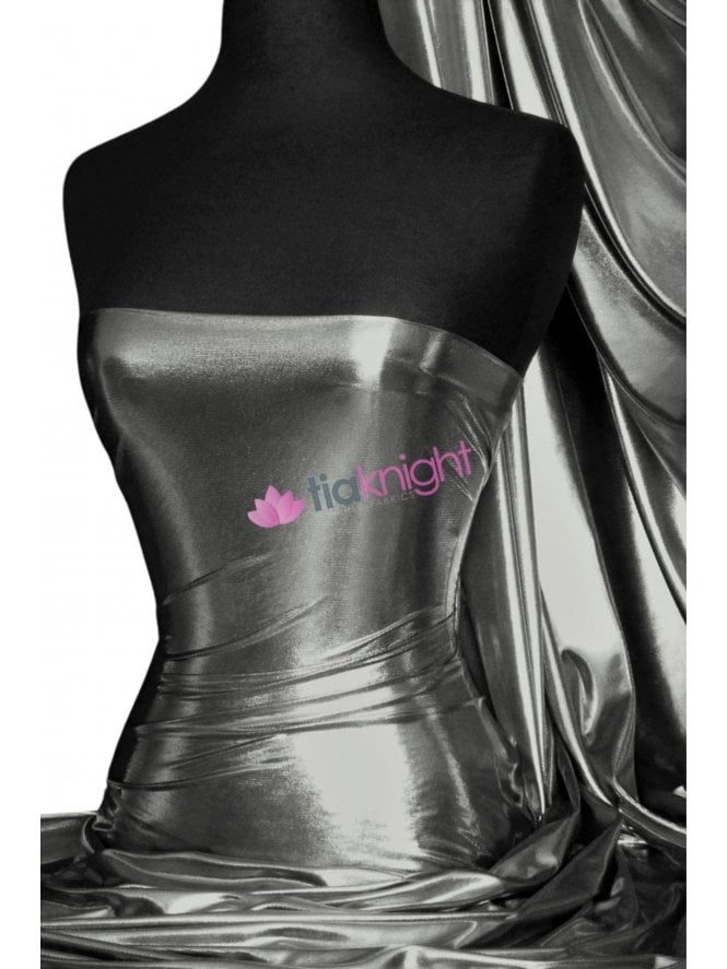 Metallic Foil Lamé Material- Silver On Black Q325B SLVBK