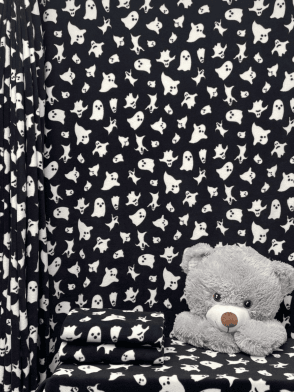 Polar Fleece Anti Pill Washable Soft Fabric- Scream Ghosts SQ899 BKWHT