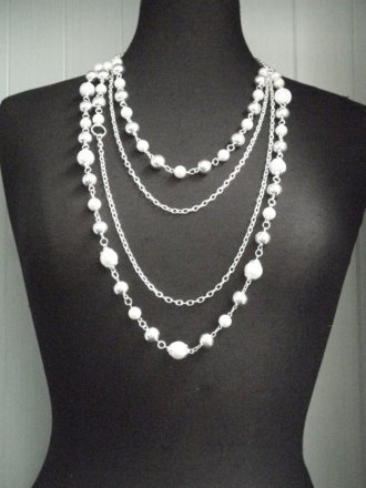 Silver/Pearl Beaded Chain Necklace