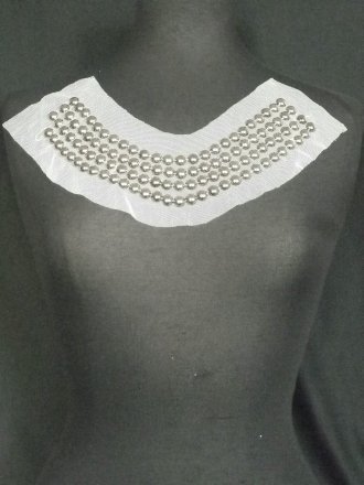 White/ Grey Beaded Net Neck Piece
